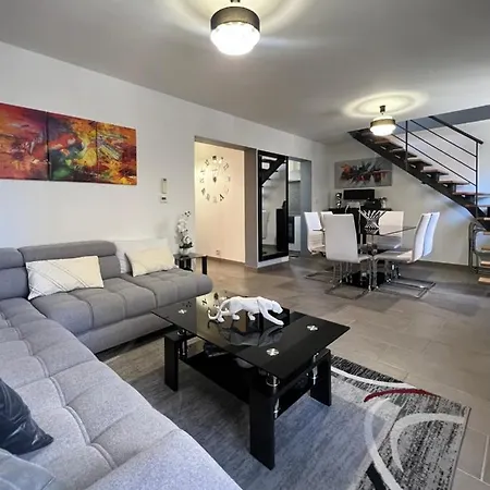 Diego 4 Pieces Duplex Nice Exterior photo